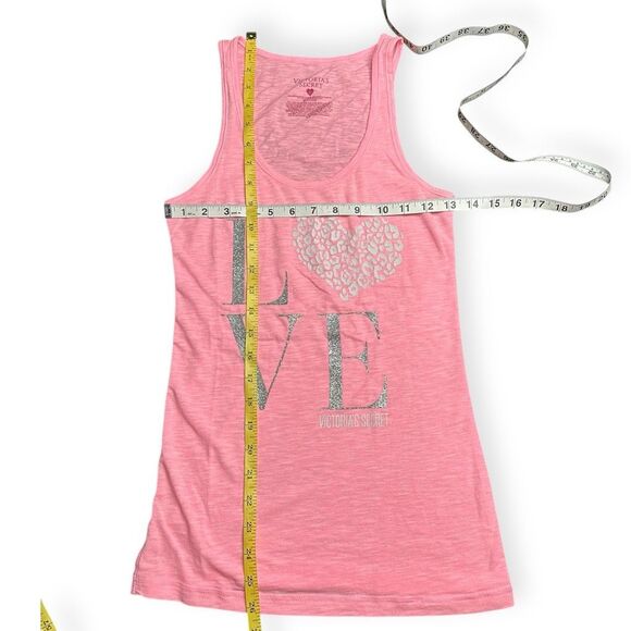 VICTORIA’S SECRET Women’s Pink Silver Glitter LOVE Racerback Tank Top Size Small - Picture 4 of 4